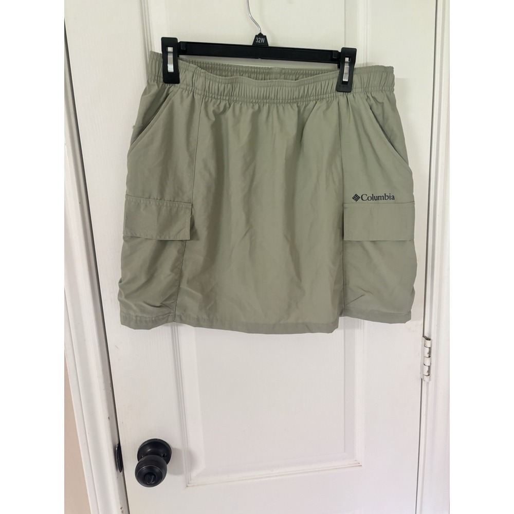 NWT Columbia Women's Sandier Cargo Skirt Size M Safari Green Hiking Athletic